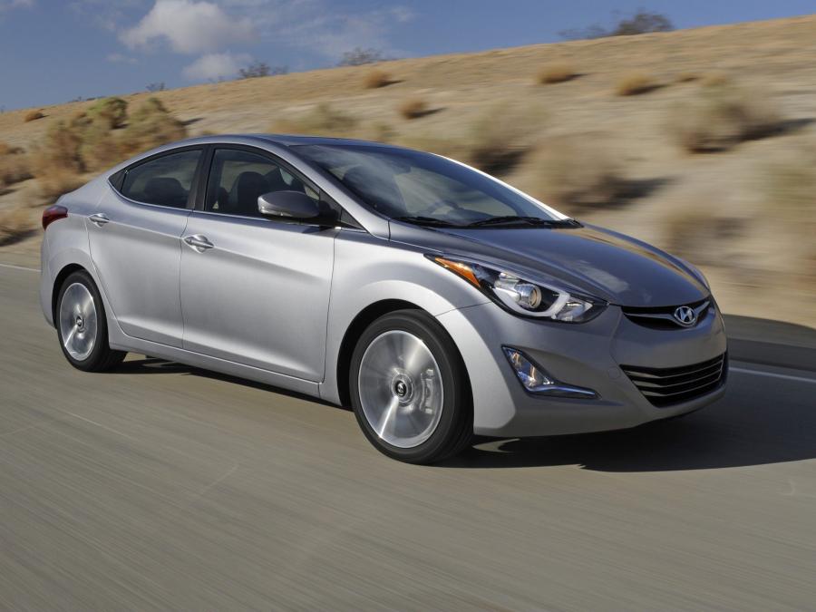  Hyundai Elantra Limited 2014 года  (US) (фото 19 из 27)